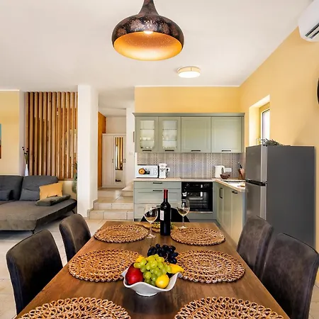 Βίλα Pinaza B Vrbnik (Primorje-Gorski Kotar)