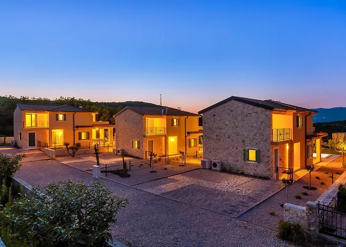 Villa Pinaza B