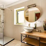Pinaza B Villa